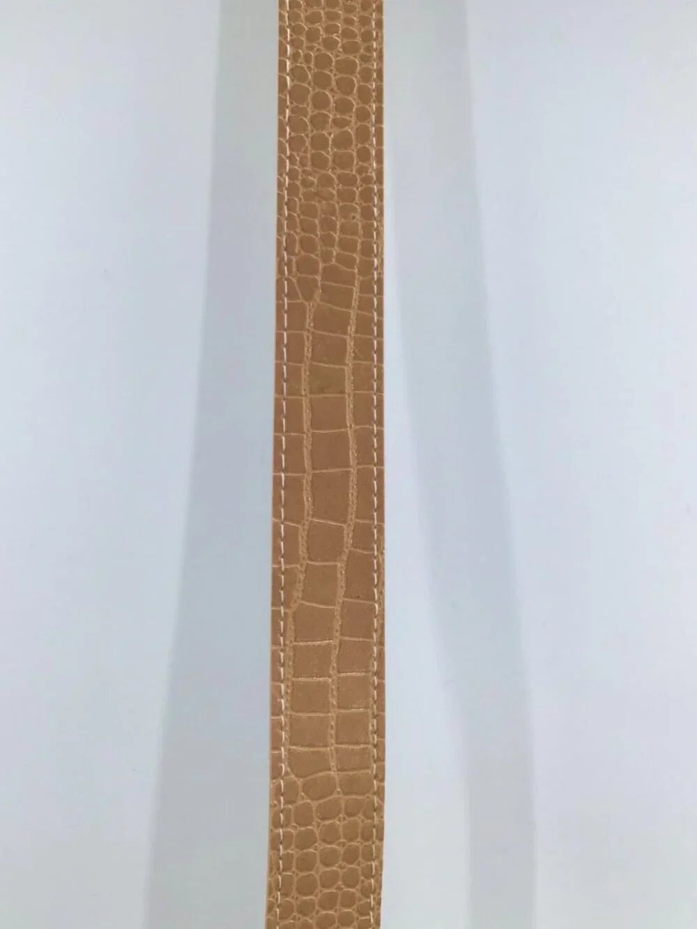 Vintage 1980s Women's Faux Crocskin Snakeskin Belt Vegan Leather Sz 16 18 Tan